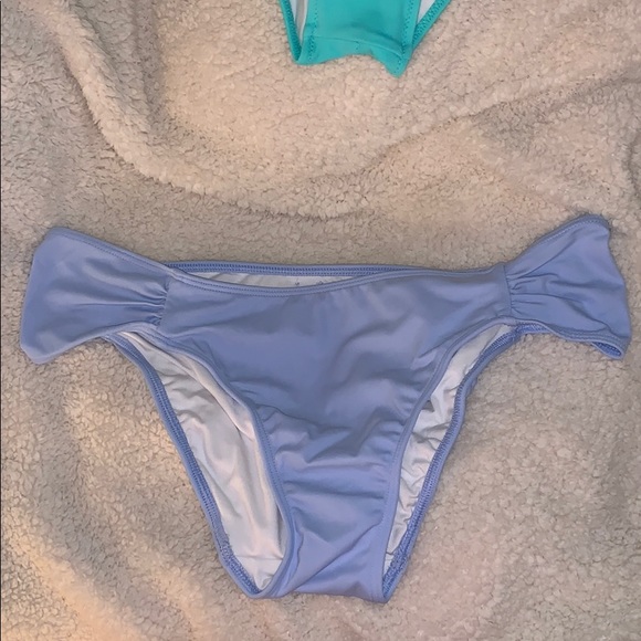 4 VS PINK bikini bottoms - Picture 6 of 8